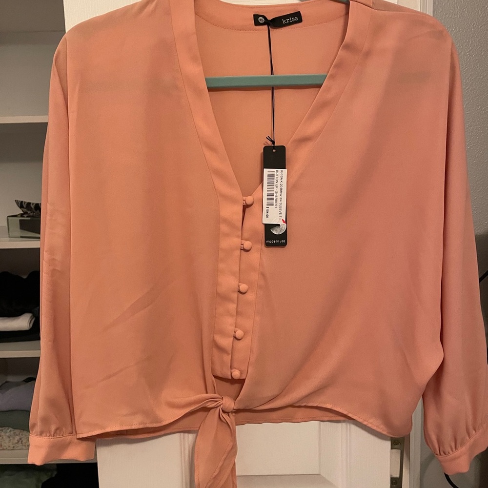 NWT Krisa button up blouse